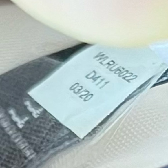 Kate Spade Cameron Spring Meadow Multi Green/White WLRU6022, EUC - Picture 13 of 13